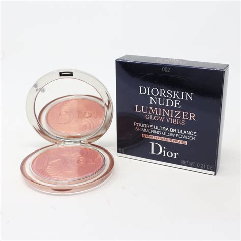 Dior Diorskin Nude Luminizer Powder Highlighter